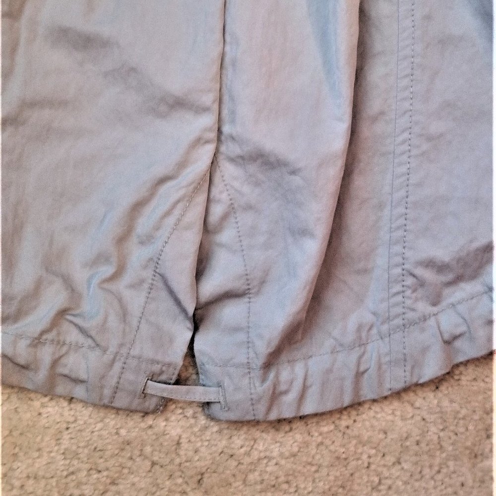 Banana Republic rain coat with ruffled collar M - Picture 9 of 12